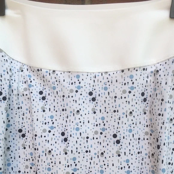 New! Puma PWRShape White Dot Print 16” Golf Skort With Pockets size Medium - Picture 4 of 15